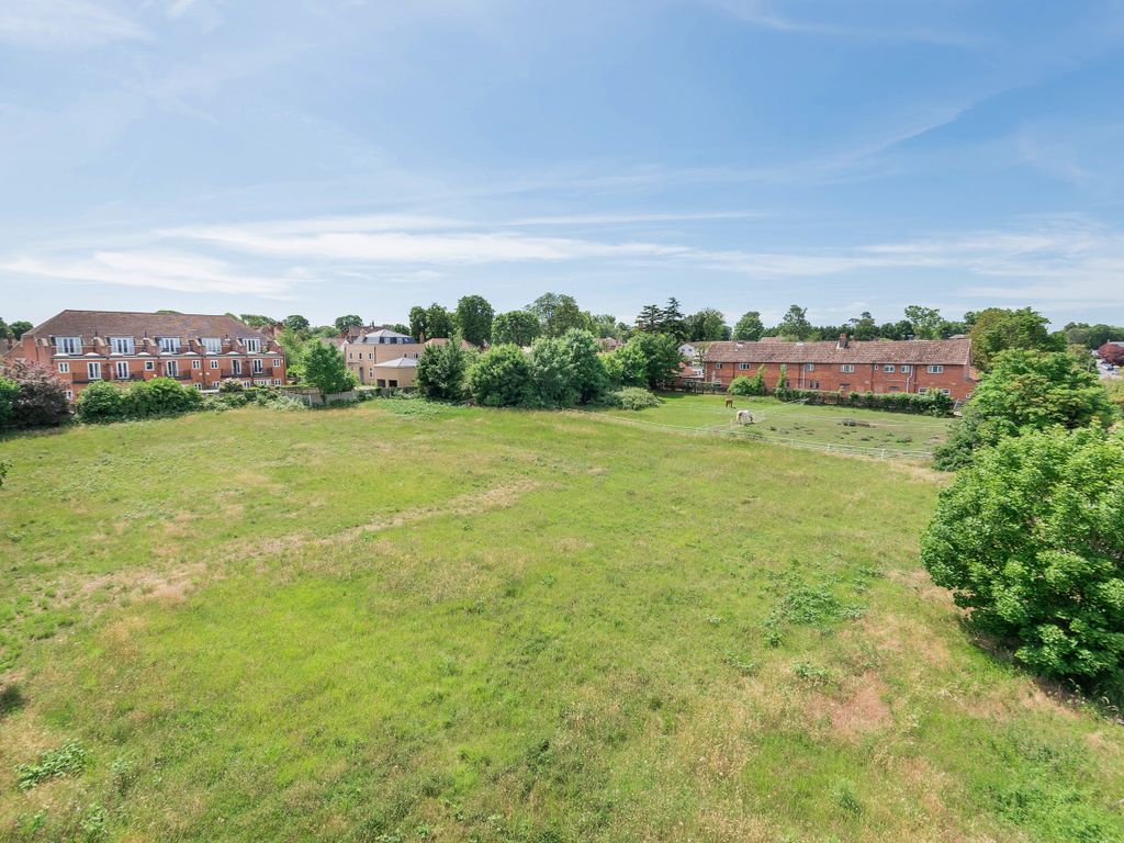 Land for sale in Rowley Drive, Newmarket CB8, £695,000