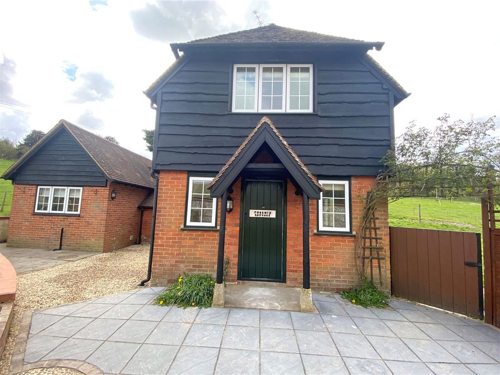 3 bed detached house to rent in Leckford, Stockbridge, Hampshire SO20, £1,750 pcm