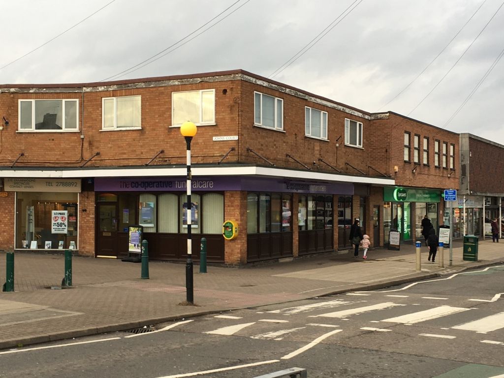 Commercial property to let in St Floor, Blaby LE8, £11,000 pa