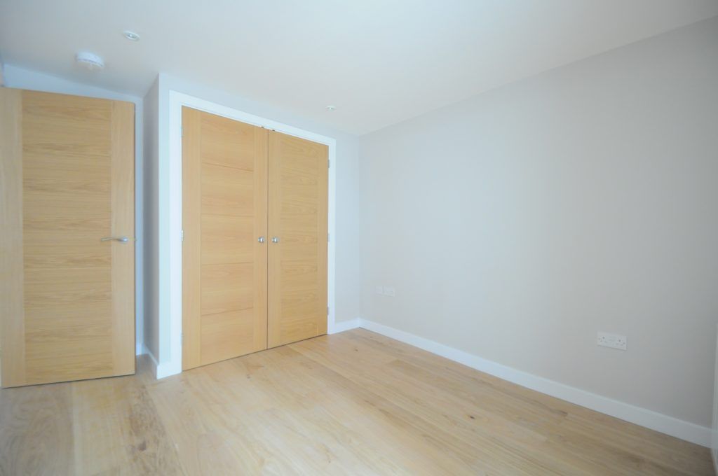 1 bed flat to rent in Chapel Street, Guildford GU1, £1,200 pcm