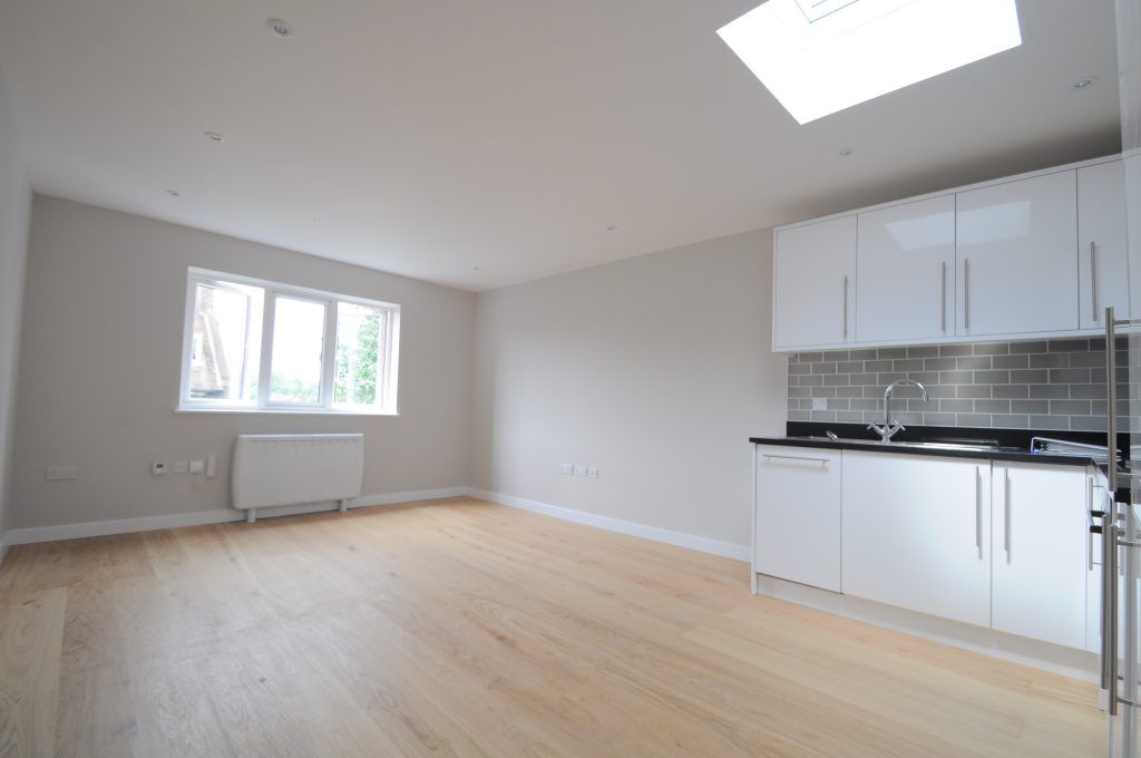 1 bed flat to rent in Chapel Street, Guildford GU1, £1,200 pcm