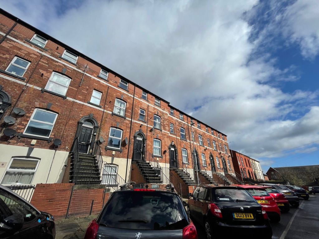 1 bed flat to rent in Flat 1, Providence Avenue, Leeds, West Yorkshire LS6, £750 pcm