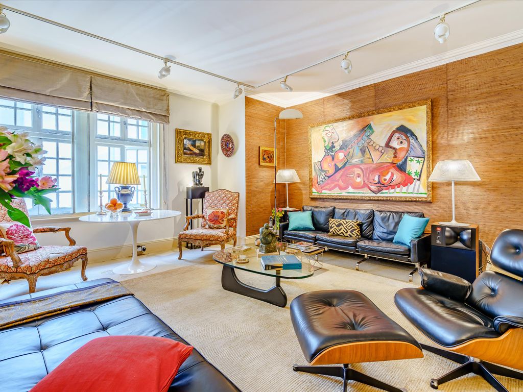 1 bed flat for sale in St. James's Street, St. James's, Mayfair, London SW1A, £1,220,000