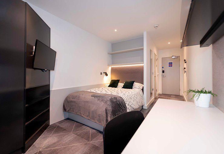 Room to rent in Kelvinhaugh Gate, Glasgow, Glasgow City G3, £1,062 pppm