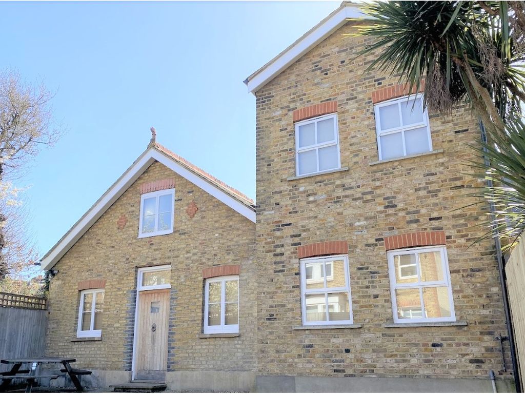 2 bed detached house for sale in Weir Road, Balham SW12, £895,000