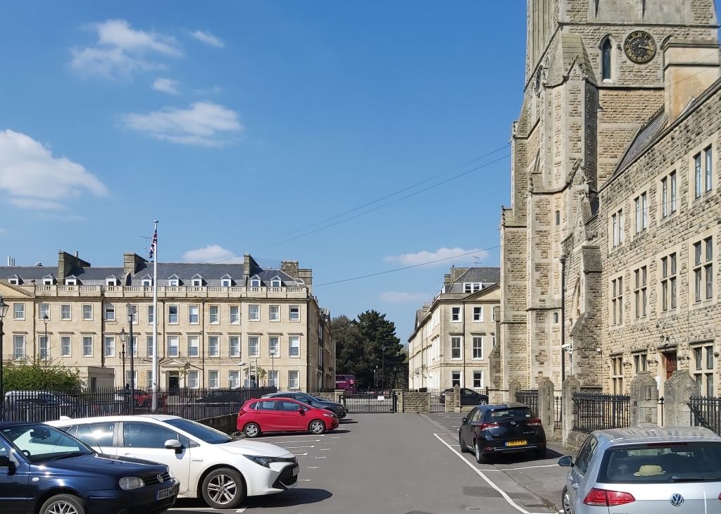 Office to let in South Parade, Bath BA2, £19,000 pa
