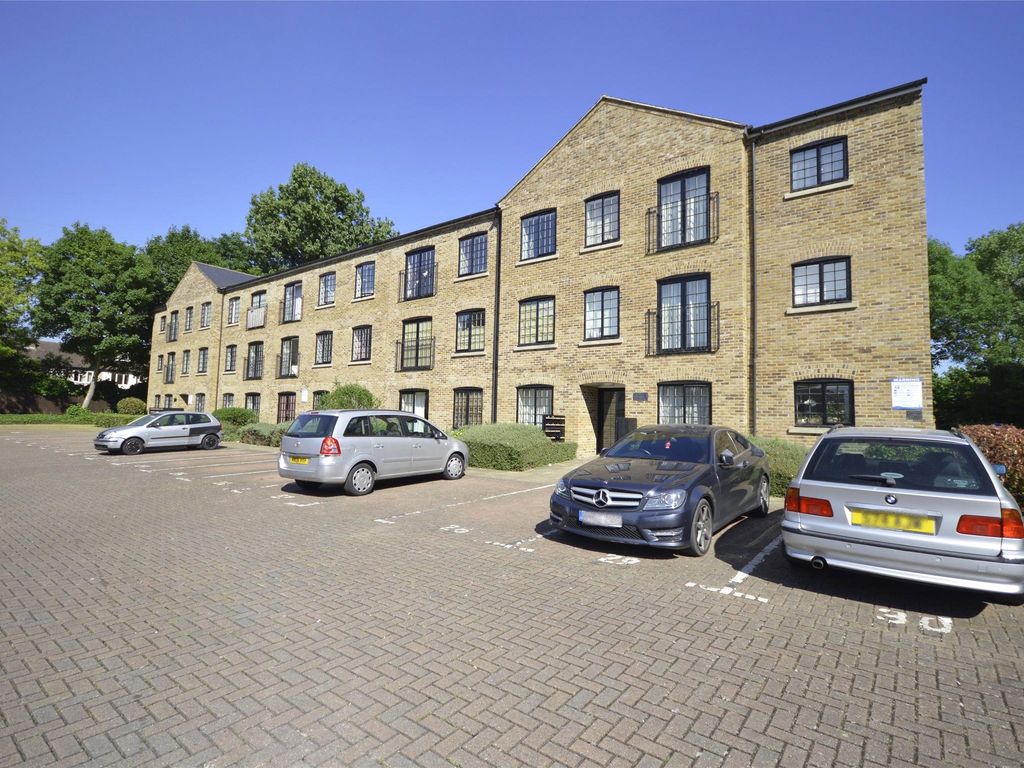 2 bed flat for sale in Crown Mill, London Road, Mitcham CR4, £320,000