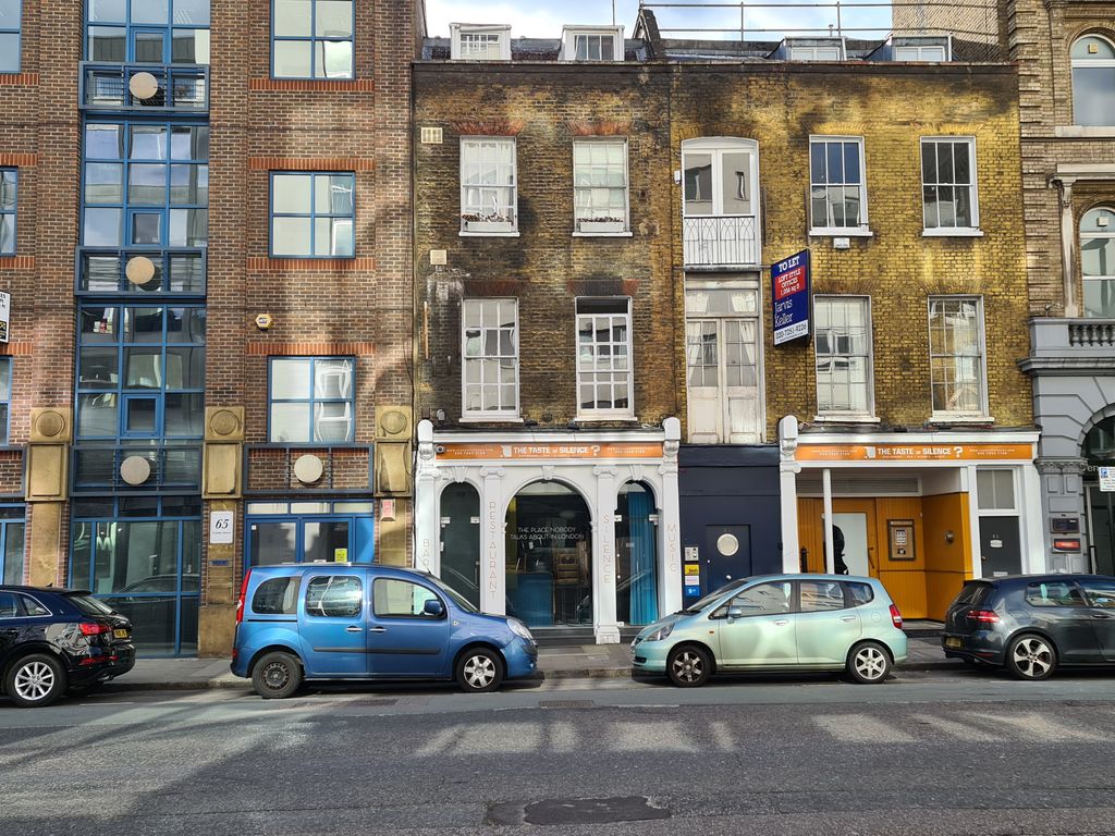 Office to let in 69 St John Street, London EC1M, £15,000 pa