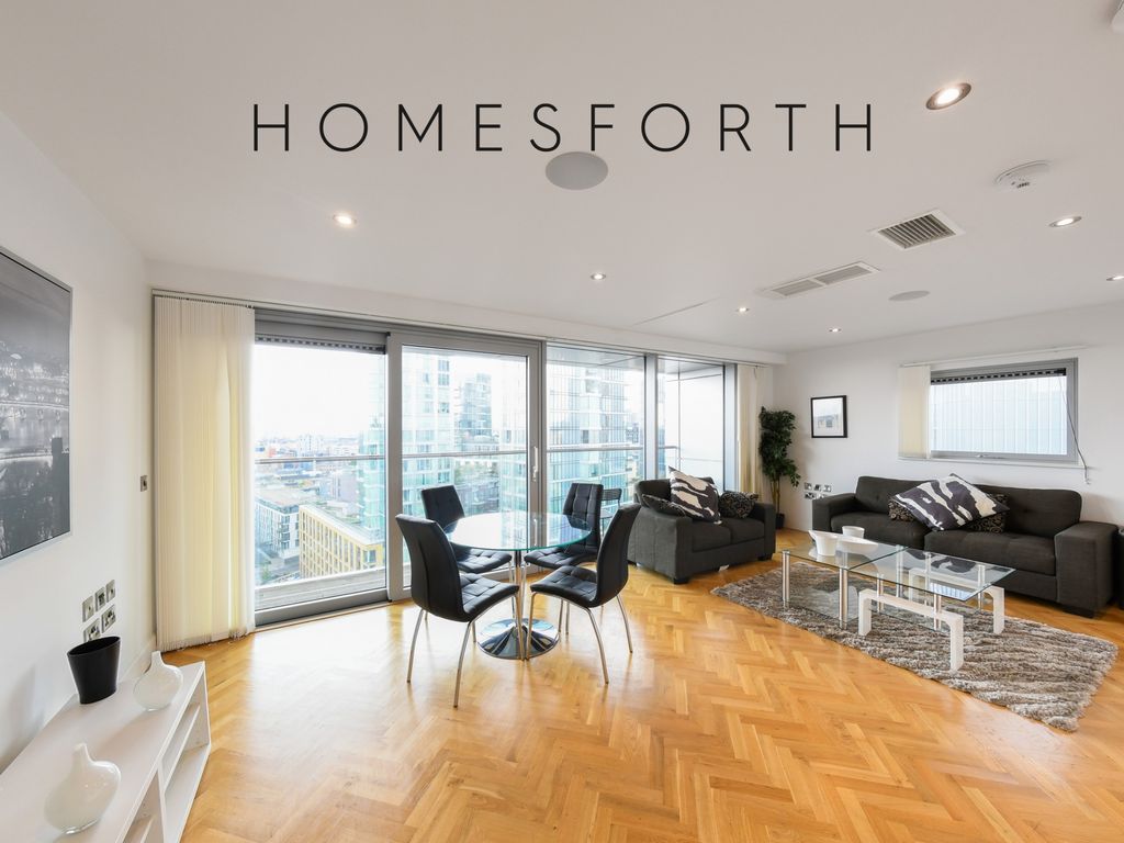 2 bed penthouse to rent in Commercial Road, Aldgate East E1, £3,098 pcm