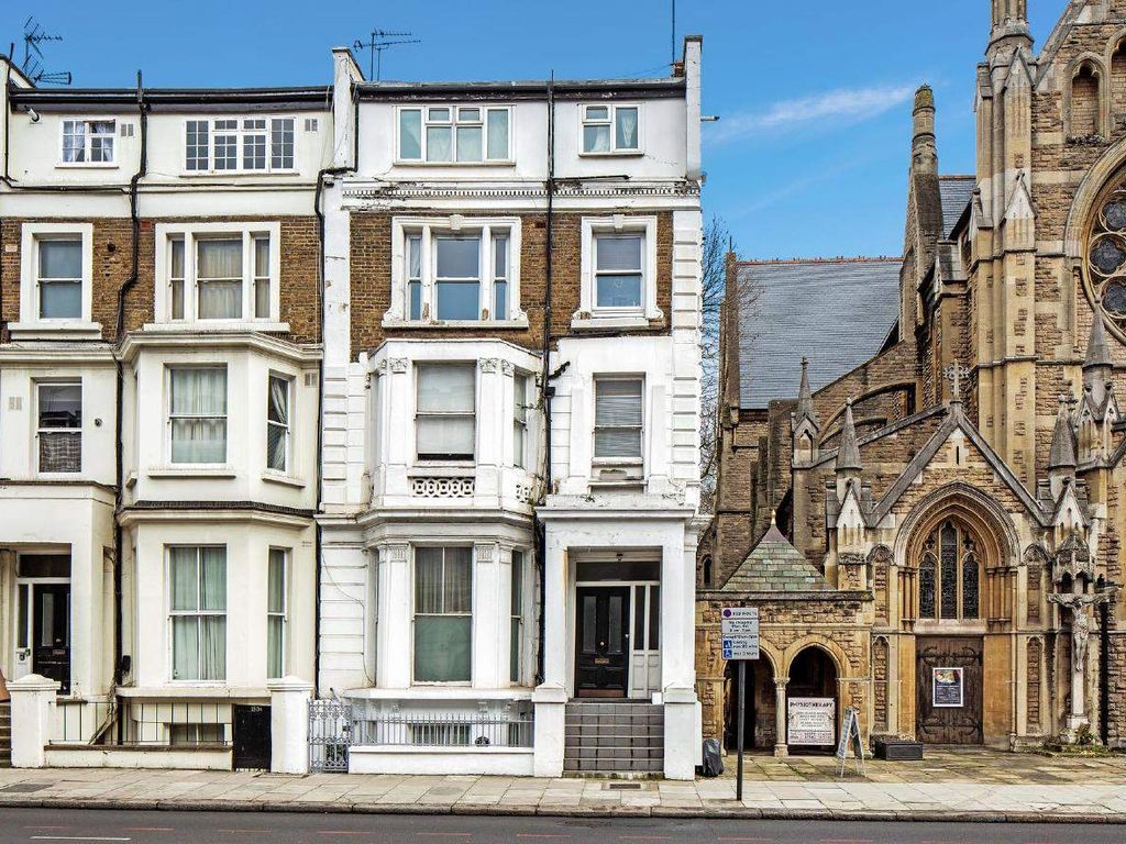 1 bed flat for sale in Holland Road, London W14, £349,950