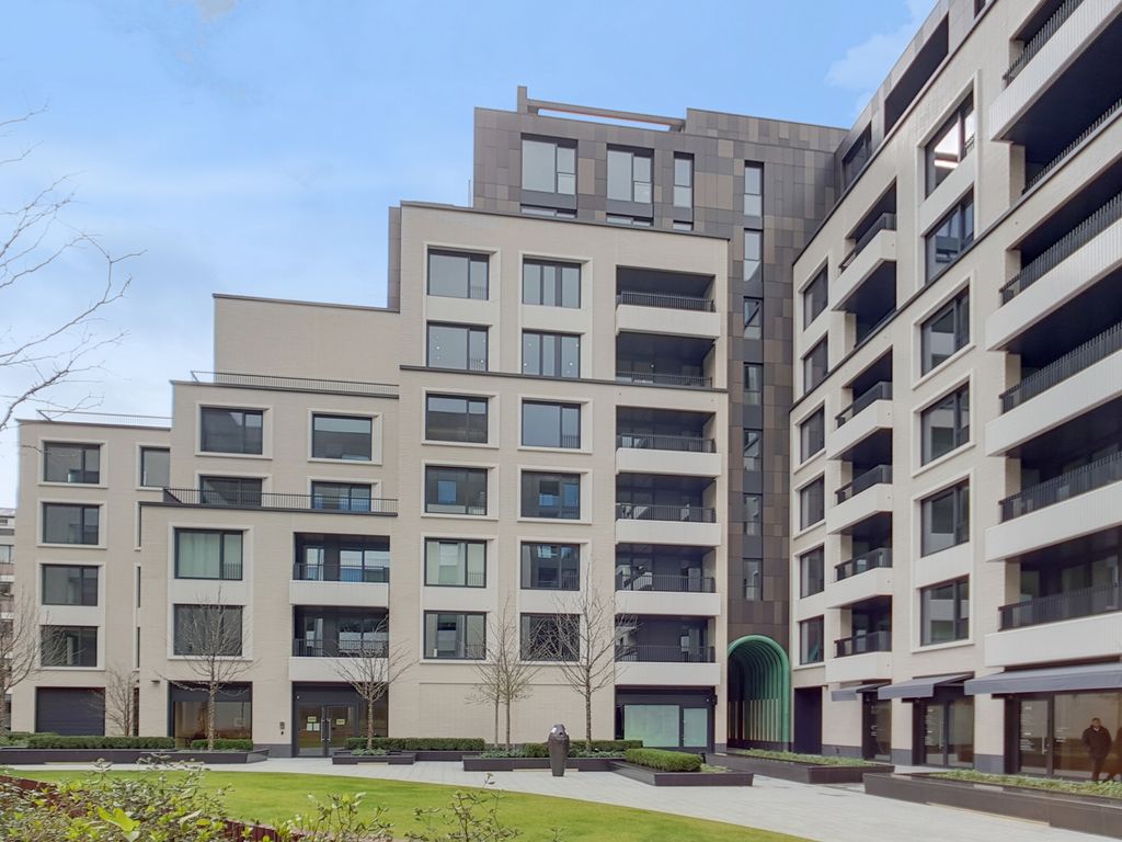 2 bed flat for sale in Rathbone Square, Rathbone Place, Fitzrovia W1T, £1,850,000