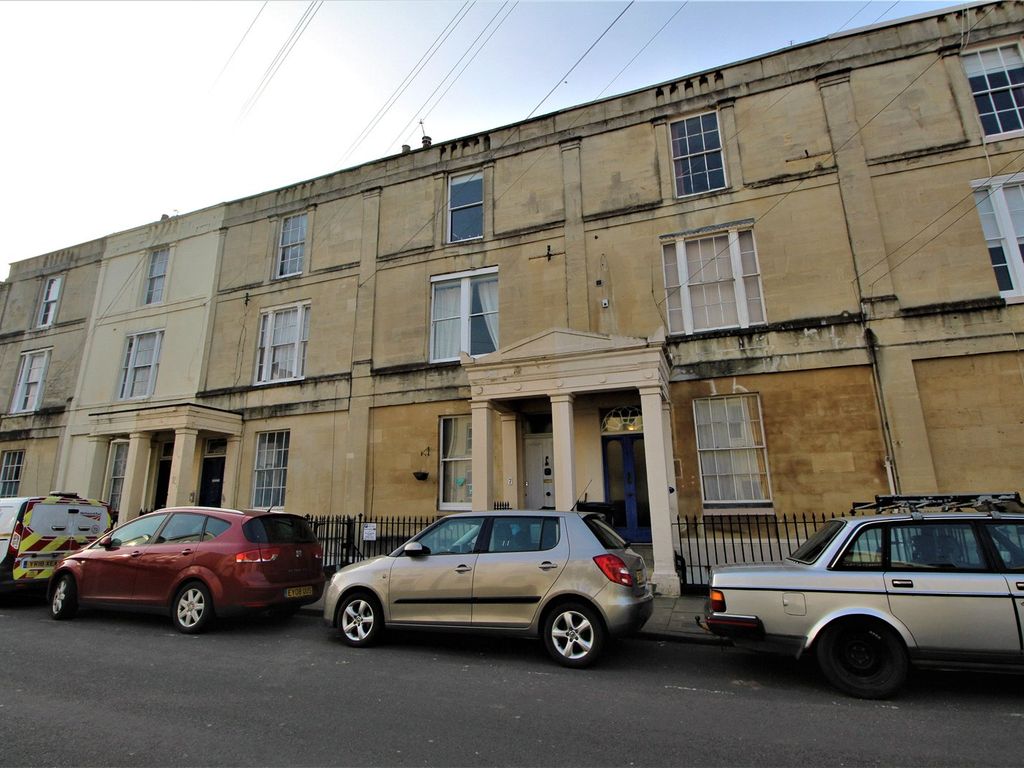 1 bed flat to rent in Hampton Park, Clifton, Bristol BS6, £1,300 pcm