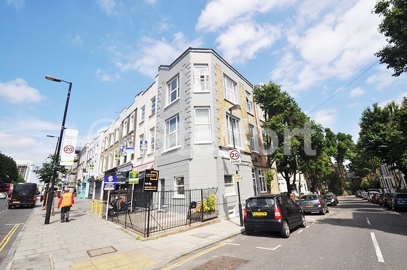 Studio to rent in Junction Road, London N19, £1,400 pcm