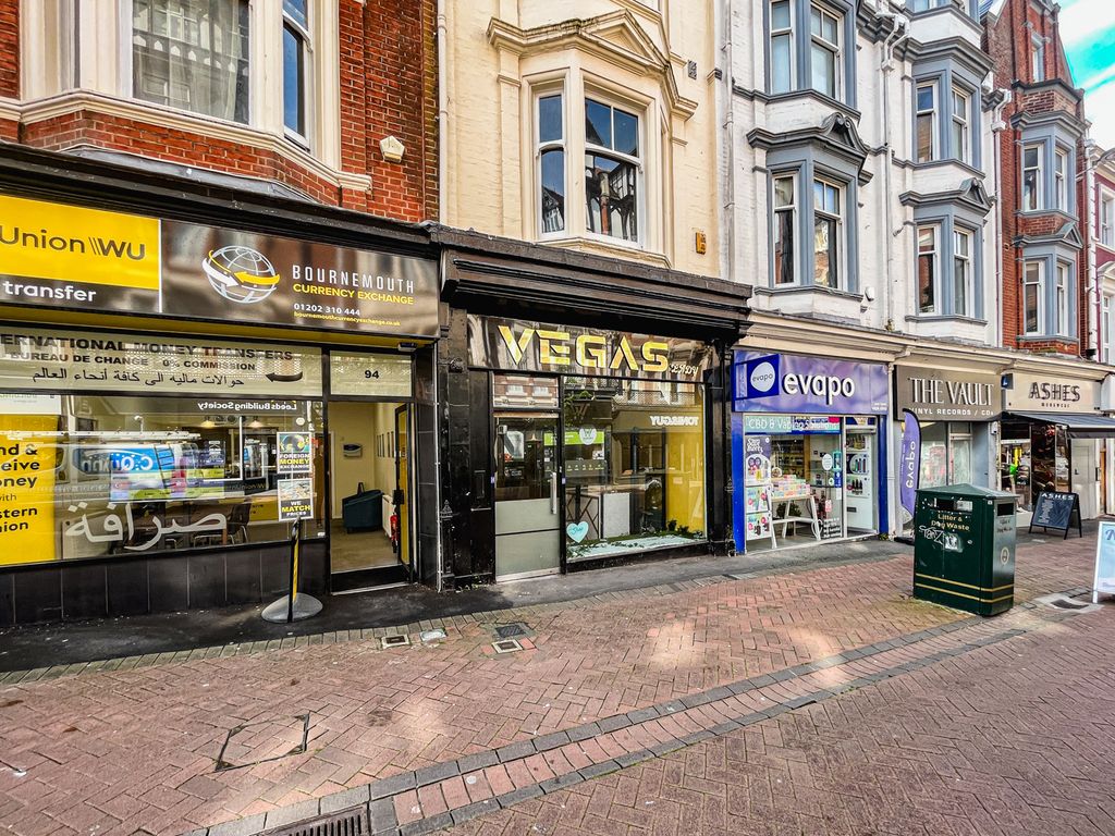 Retail premises to let in 92 Old Christchurch Road, Bournemouth BH1, £15,000 pa