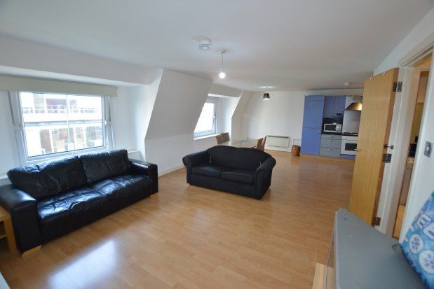 2 bed flat to rent in City Central, Leeds LS1, £1,295 pcm