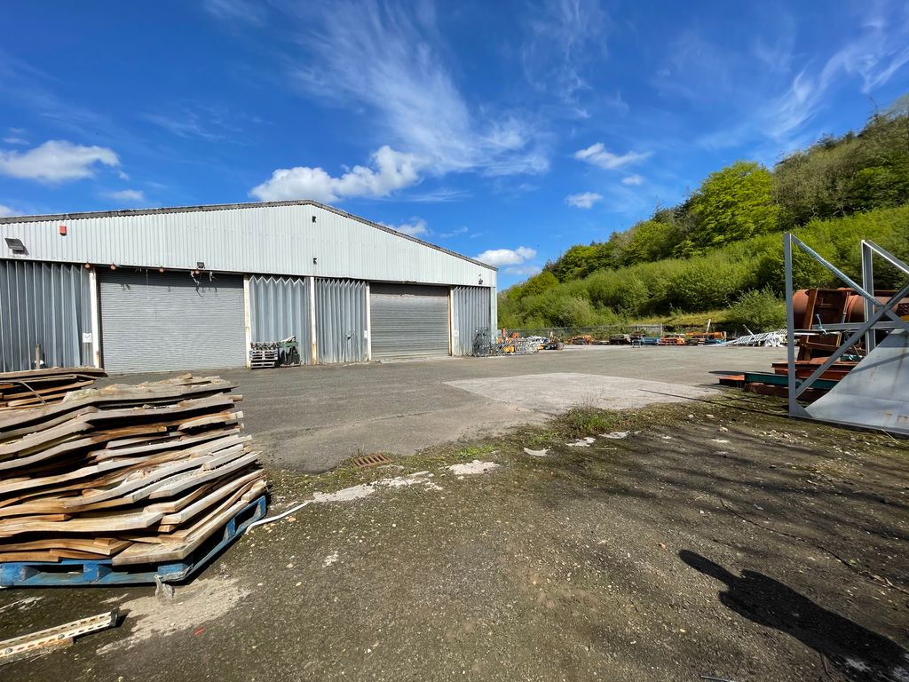 Warehouse to let in Alltycnap Road, Johnstown SA31, £50,000 pa