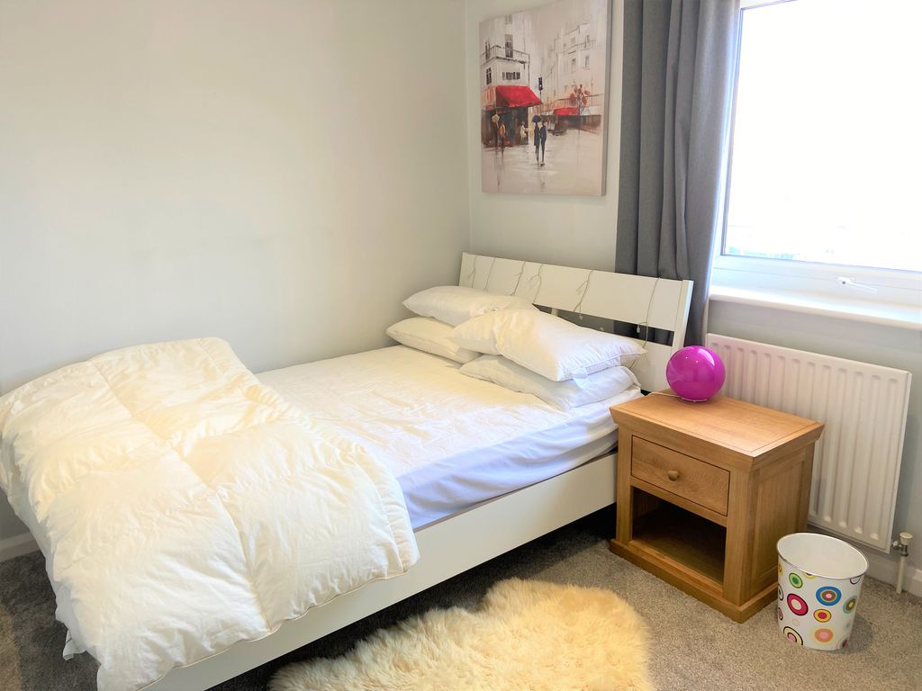 2 bed flat to rent in The Strand, Brighton Marina Village, Brighton BN2, £3,467 pcm
