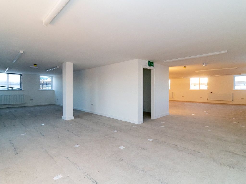 Warehouse to let in North Circular Road, London NW2, £142,620 pa