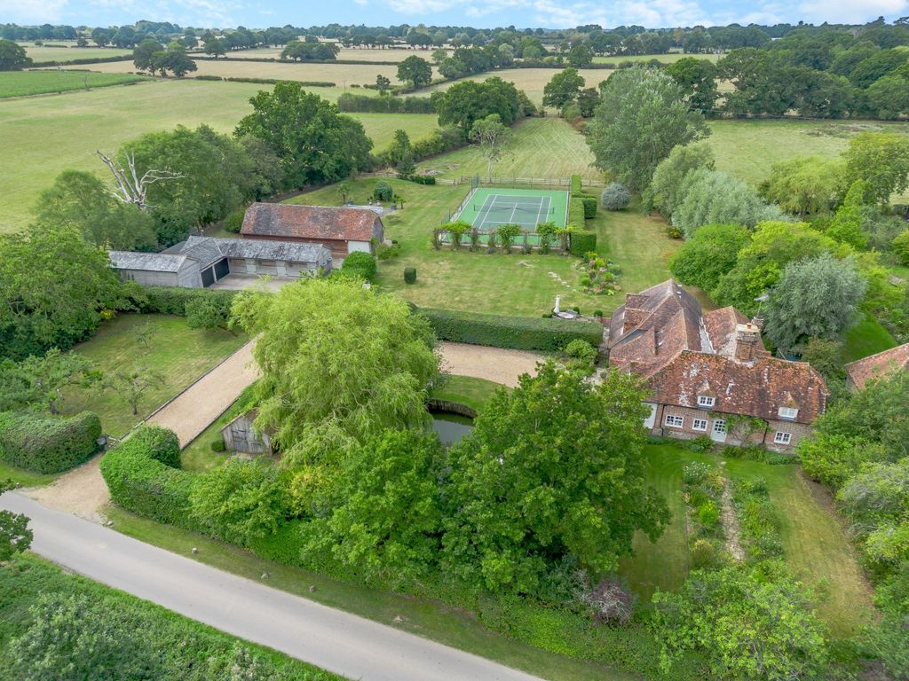 7 bed detached house for sale in Bethersden, Ashford, Kent TN26, £1,750,000
