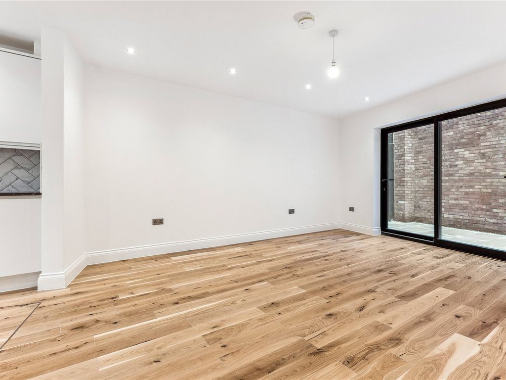 New home, 2 bed flat for sale in The Sun Quarter, 122 Askew Road, London W12, £799,000