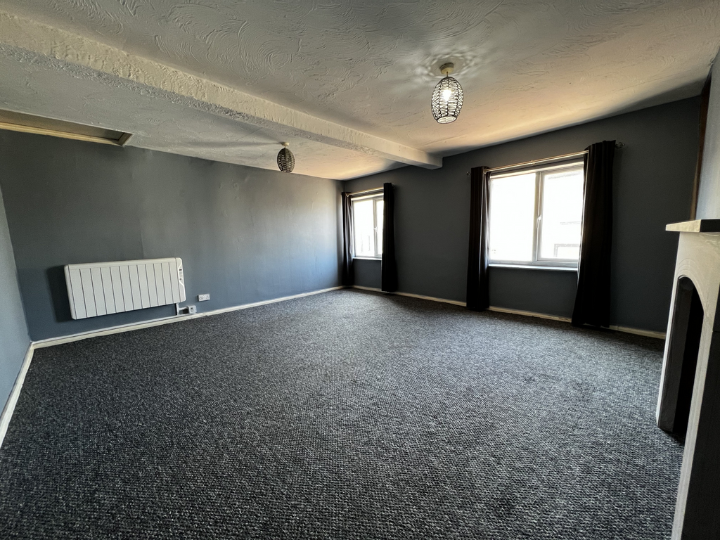 1 bed flat to rent in 28 Sussex Street, Rhyl, Denbighshire LL18, £500 pcm