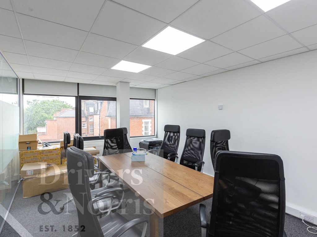 Office to let in Park Cottages, Hendon Lane, London N3, £21,660 pa