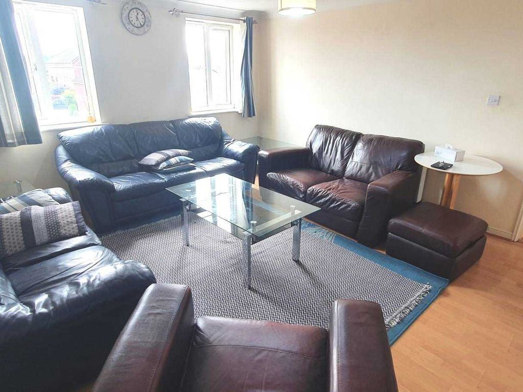 1 bed flat for sale in Cwrt Coles, Cardiff CF24, £115,000