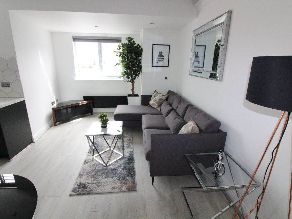 1 bed flat to rent in City Bridge Apartments, Glovers Court, Preston PR1, £1,000 pcm