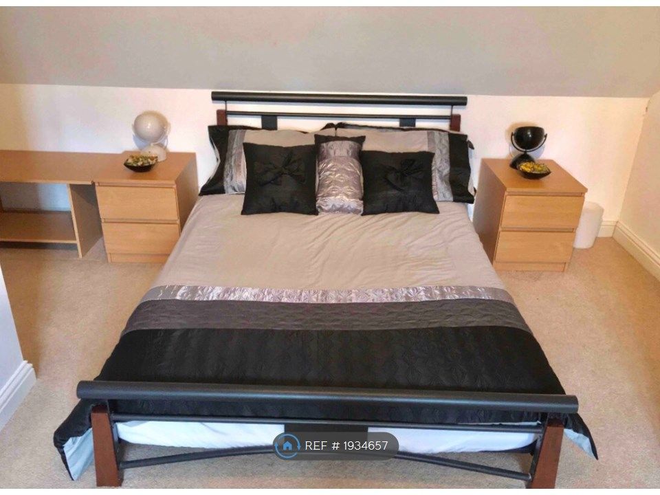 Room to rent in Loch Fyne Close, Orton Northgate, Peterborough PE2, £650 pcm