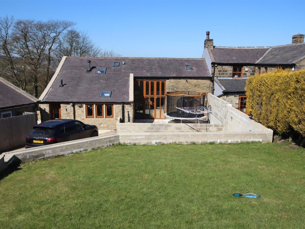5 bed barn conversion for sale in Back Shaw Lane, Hainworth Shaw, Keighley BD21, £775,000