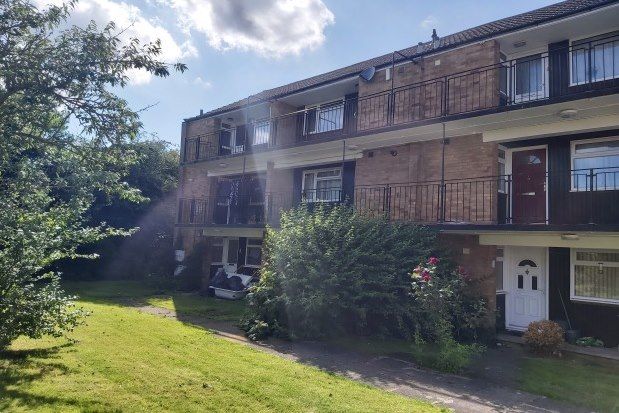 1 bed flat to rent in Moat House, Canterbury CT1, £975 pcm