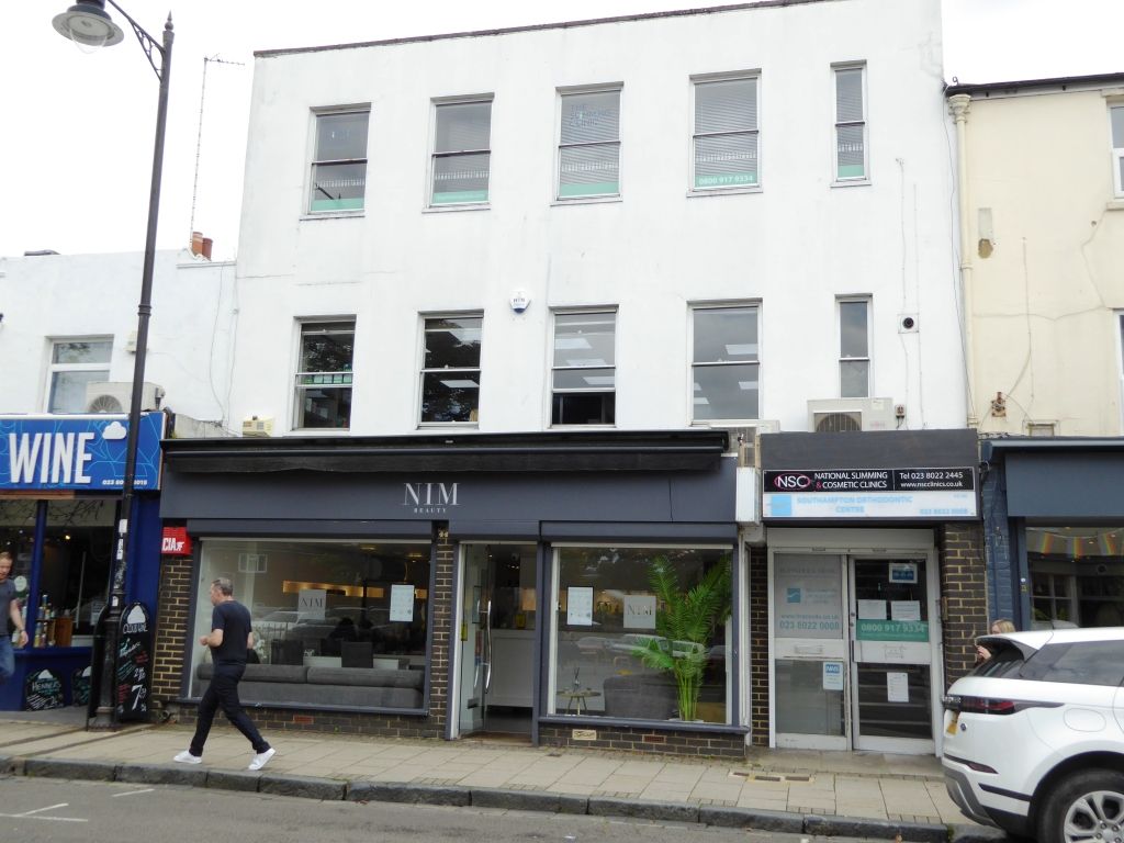 Office to let in Bedford Place, Southampton SO15, £13,000 pa