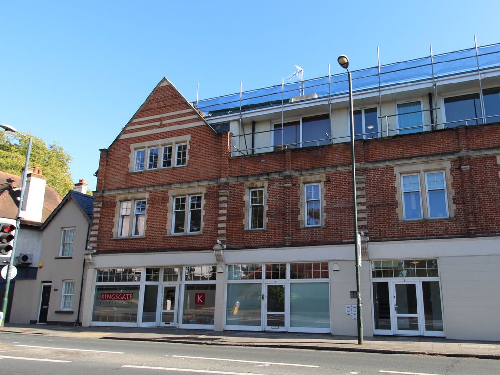 Office to let in Hampton Court Road, Hampton Wick, Kingston Upon Thames KT1, £24,950 pa