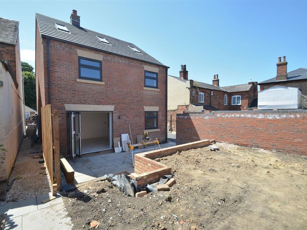 4 bed detached house for sale in Derby Road, Borrowash, Derby DE72, £395,000