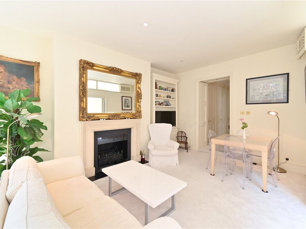 2 bed flat for sale in Cornwall Mews South, South Kensington, London SW7, £895,000