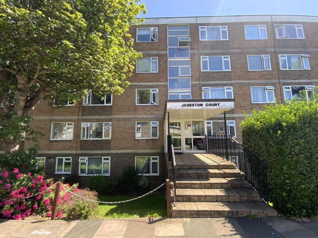 1 bed flat for sale in 1-3 Wilbury Crescent, Hove BN3, £185,000