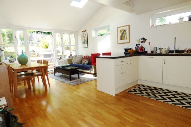 4 bed semi-detached house to rent in St James Park, Tunbridge Wells TN1, £2,400 pcm