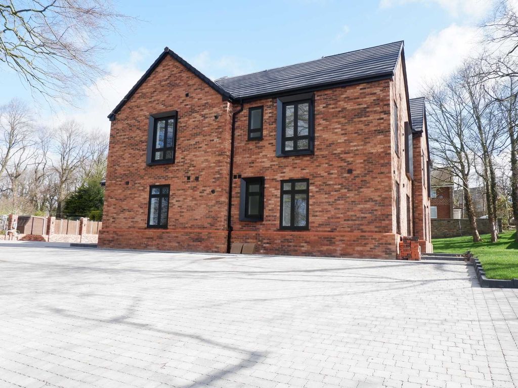 2 bed flat to rent in Apartment Vicarage Walk, Ormskirk L39, £1,350 pcm