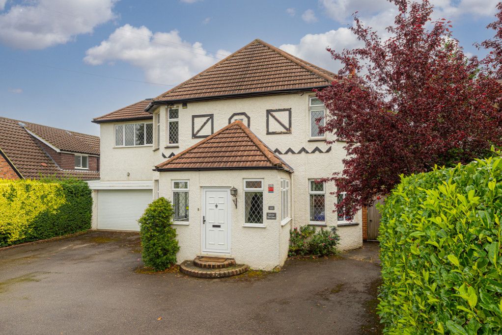 5 bed detached house to rent in Lower Road, Great Bookham, Bookham, Leatherhead KT23, £3,250 pcm