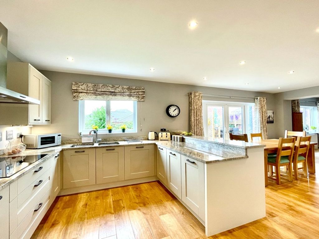 4 bed detached house for sale in Thistle View, Northwich CW8, £670,000