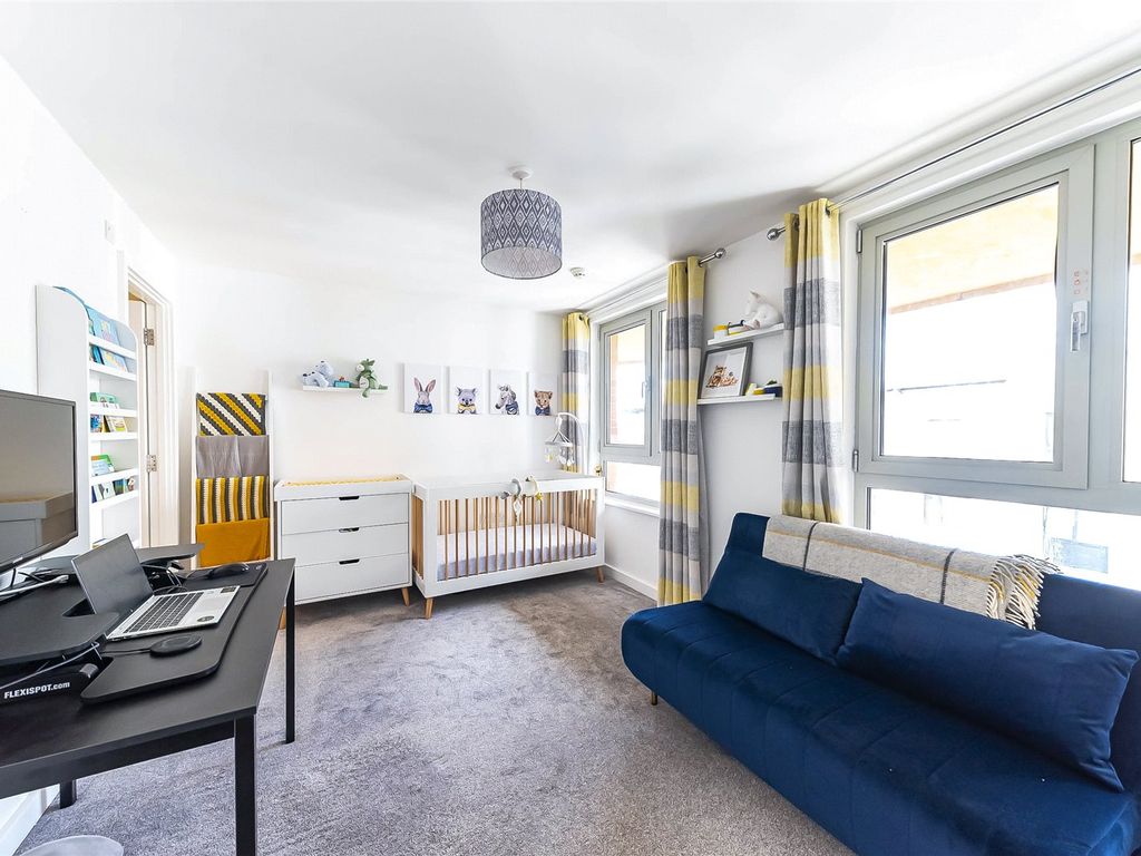 2 bed flat for sale in Eden Grove, Islington, London N7, £600,000
