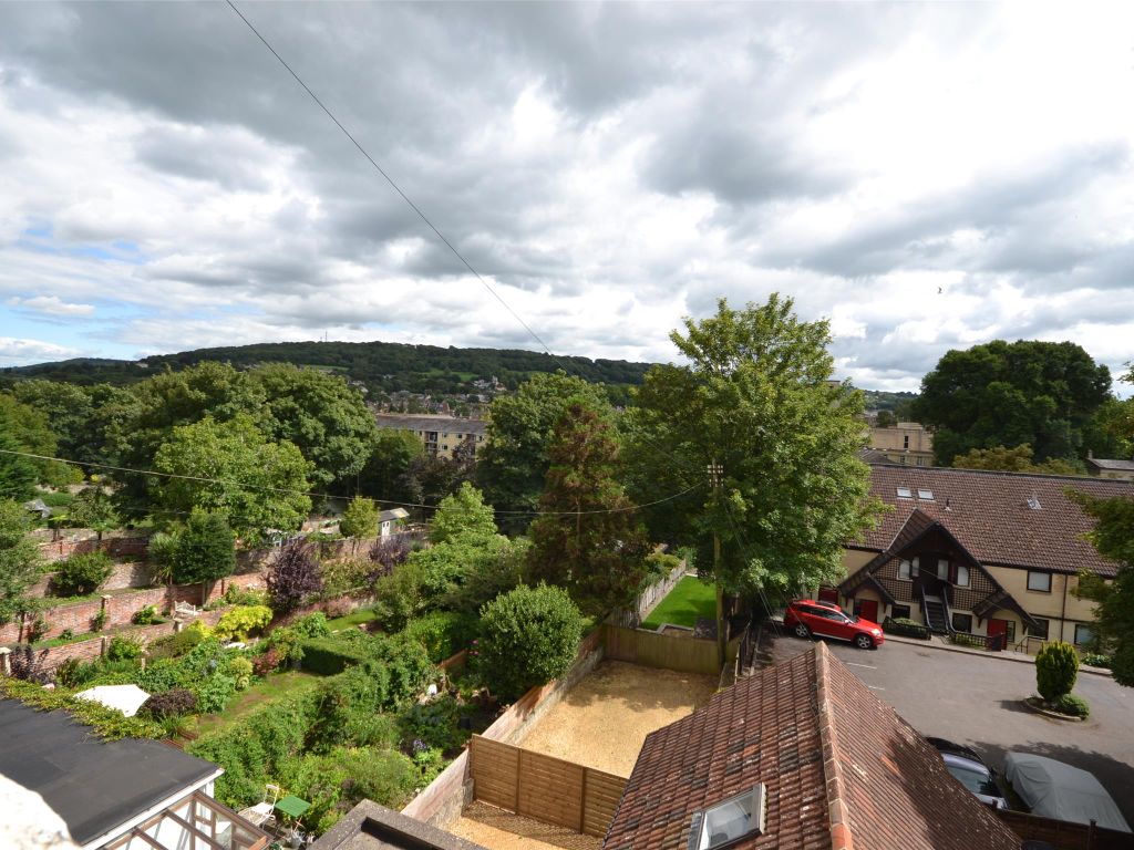 1 bed flat to rent in Canton Place, Bath BA1, £975 pcm