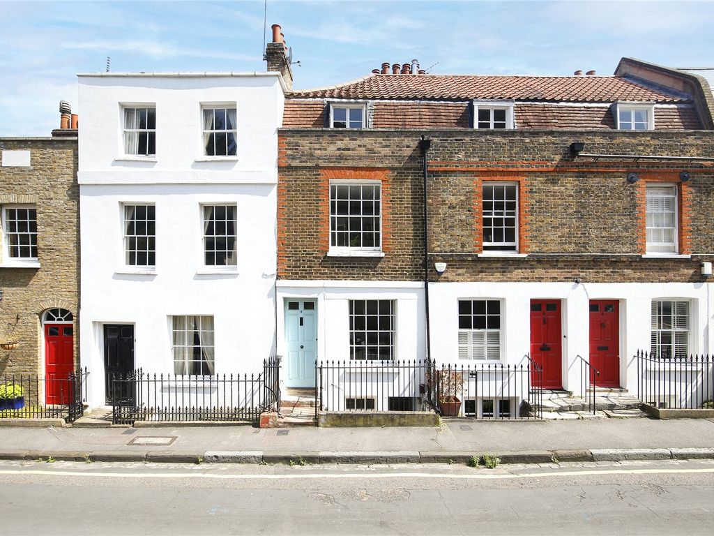 3 bed terraced house for sale in Feathers Place, Greenwich SE10, £800,000