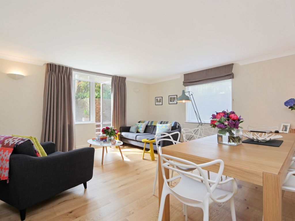 2 bed flat to rent in Thornbury Court, Chepstow Villas W11, £3,445 pcm