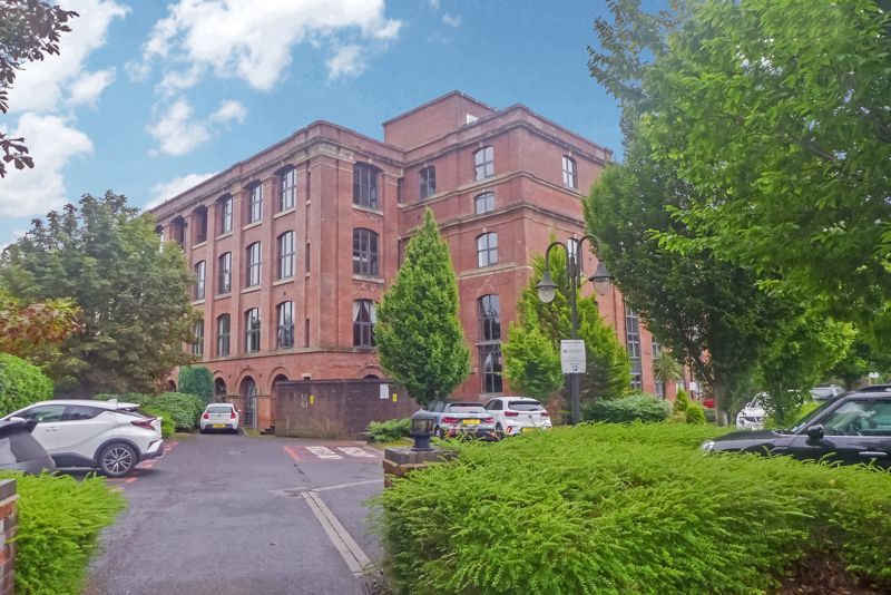 2 bed flat to rent in Valley Mill, Cottonfields, Bromley Cross, Bolton BL7, £925 pcm