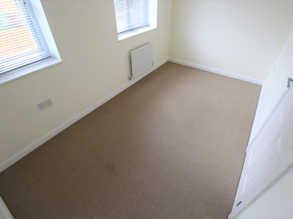 2 bed terraced house to rent in Valley Road, Coventry CV2, £1,050 pcm