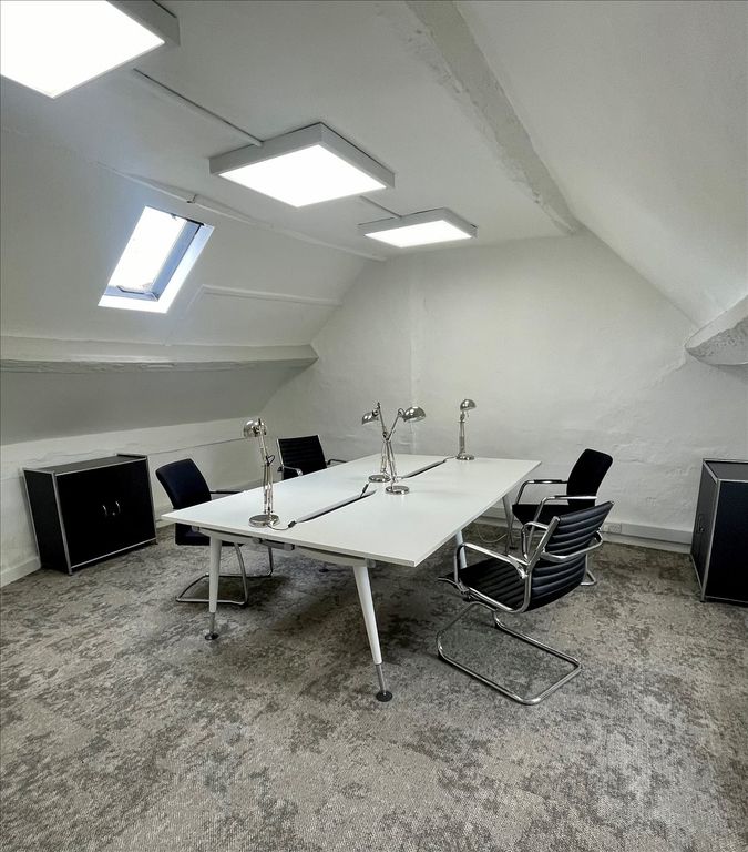 Serviced office to let in 50 High Street, Henley-In-Arden B95, £1,740 pa