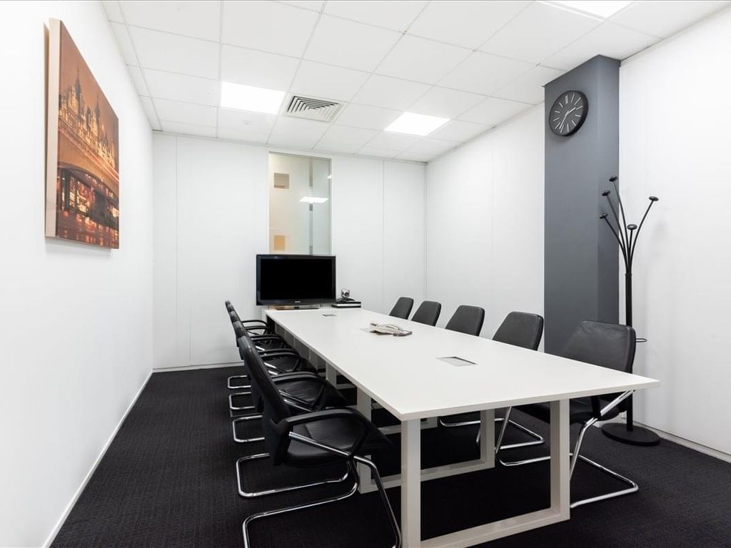 Serviced office to let in 400 Thames Valley Park Drive, Thames Valley Park, Reading RG6, £1,500 pa