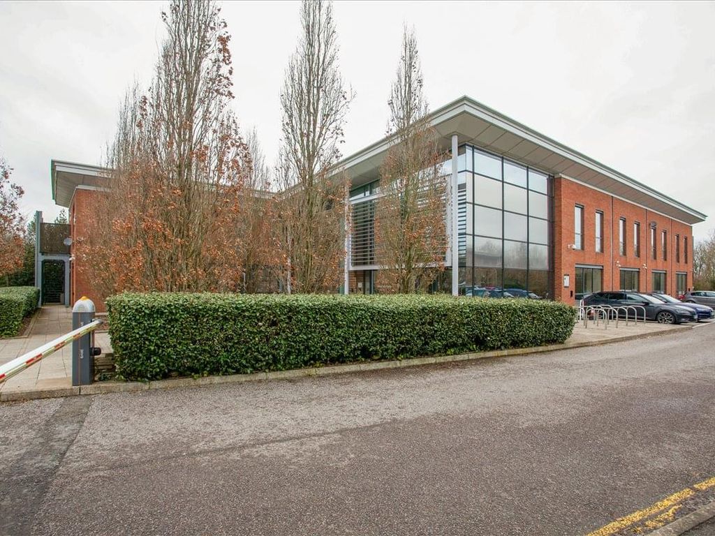 Serviced office to let in Ibstone Road, Beacon House, Stokenchurch Business Park, High Wycombe HP14, £1,860 pa