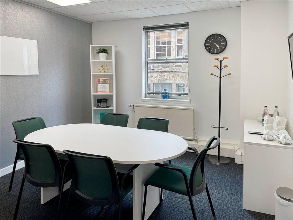 Serviced office to let in 93 George Street, Edinburgh EH2, £2,508 pa